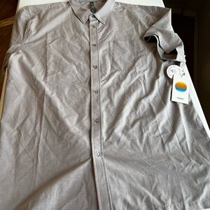 Vuori Soft Gray Men's Casual Shirt